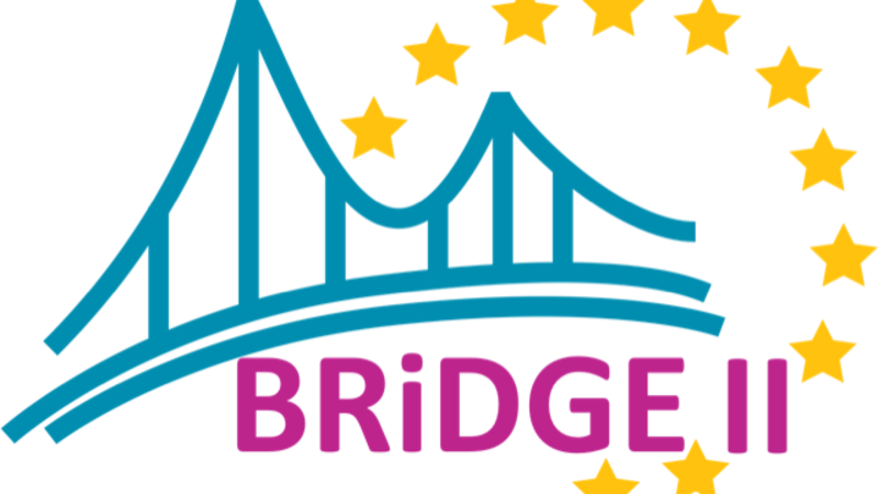Logo in Form einer Brücke mit Sternen