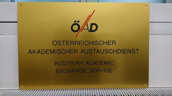 Schild Österreichischer Akademischer Austauschdienst