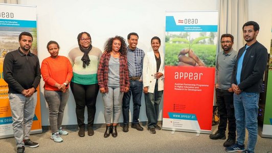 Alumni Talk with Gebre Khasa Group photo