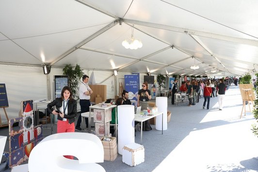 Der Alternativtext wird in Kürze eingefügt