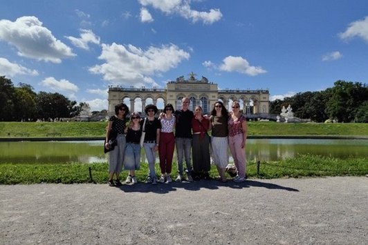 Der Alternativtext wird in Kürze eingefügt