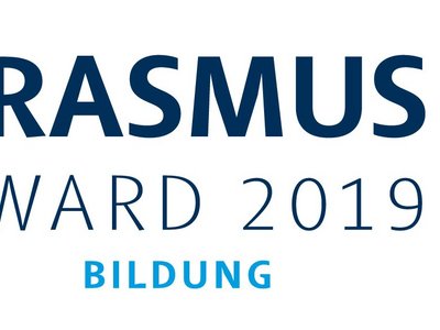 Logo mit Text "Erasmus+ Award 2019 Bildung"