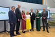 Gruppenbild auf Bühne