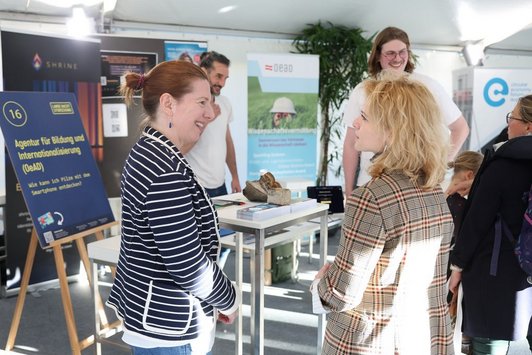 Der Alternativtext wird in Kürze eingefügt