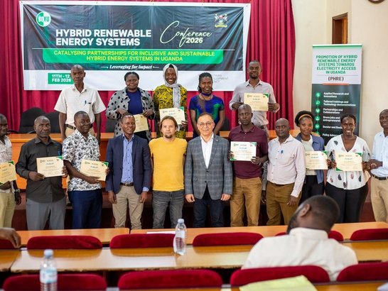 award of certificate to male participant at to ToT