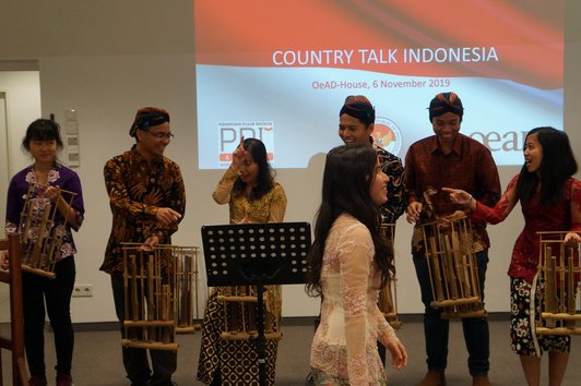 Country Talk Indonesia 