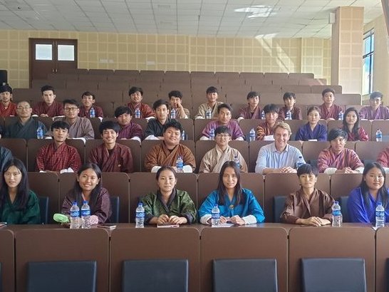 Der Alternativtext wird in Kürze eingefügt