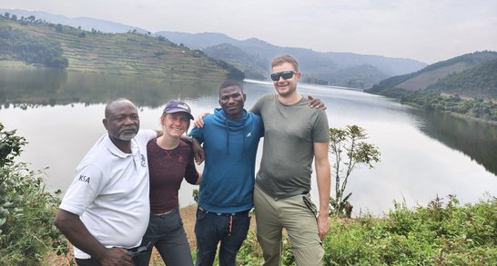 BOKU and KAB students, together with their field driver (left), pose for a photograph during the field measurement campaign at Lake Bunyonyi in the Ruhezamyenda sub-catchment