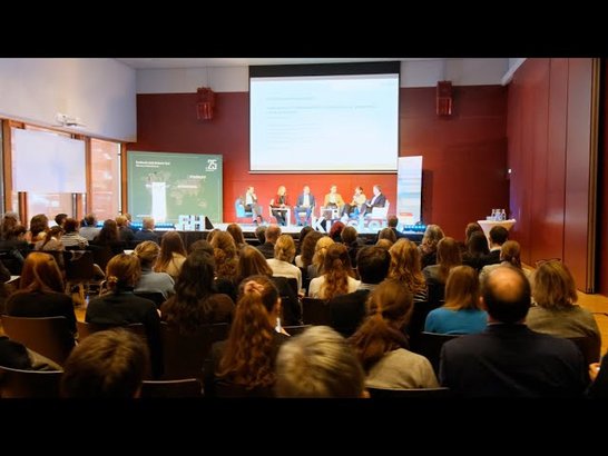 Der Alternativtext wird in Kürze eingefügt