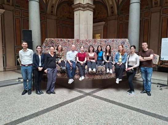 Der Alternativtext wird in Kürze eingefügt