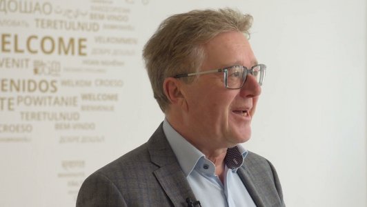 Der Alternativtext wird in Kürze eingefügt