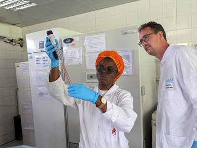 Physical virus concentration from water samples collected in and around Lambaréné.  