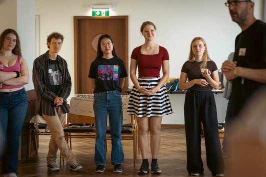 Gruppe junger Menschen