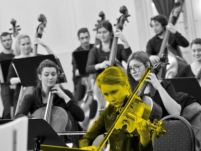 Orchester mit Studierenden der MUK