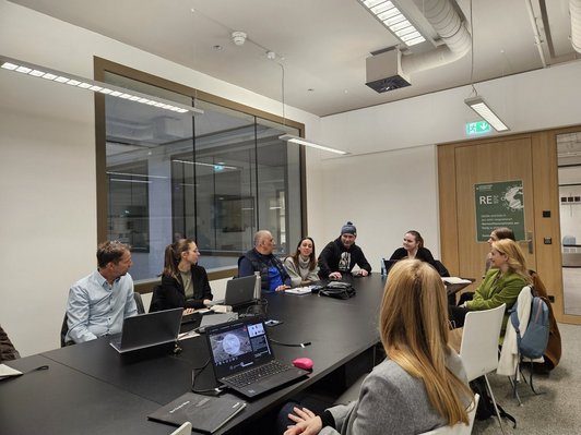 Der Alternativtext wird in Kürze eingefügt