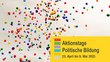 Bunte Luftballons fliegen in den Himmel und das Logo der Aktionstage Politische Bildung 2023