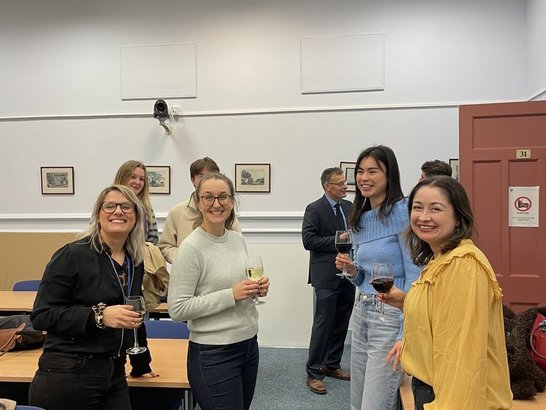 Der Alternativtext wird in Kürze eingefügt