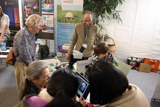 Der Alternativtext wird in Kürze eingefügt