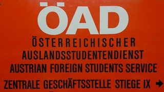 Schild Österreichischer Auslandstudentendienst