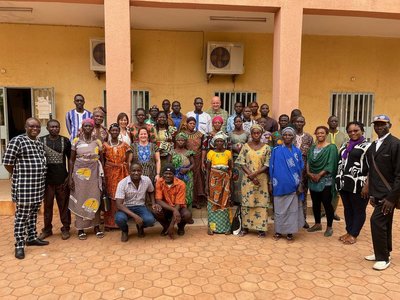 Der Alternativtext wird in Kürze eingefügt