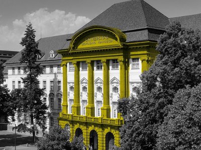 Hauptgegäude Universität Innsbruck