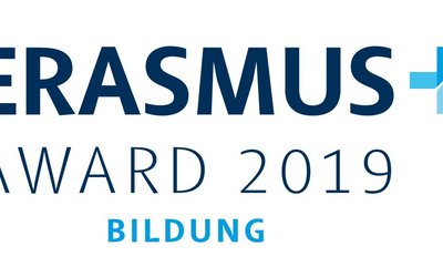 Logo mit Text "Erasmus+ Award 2019 Bildung"