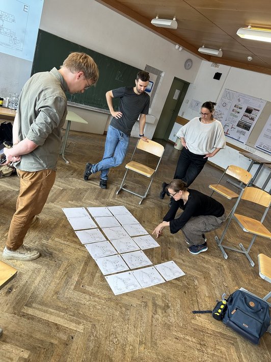 Schüler bei der Projektarbeit