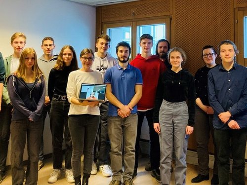 Schüler/innen und Mentor/innen der TU Wien 