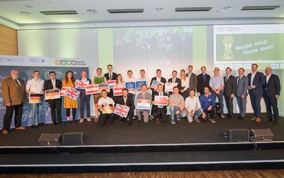 Gruppenfoto der Sieger beim Wettbewerb von Jugend Innovativ 2018