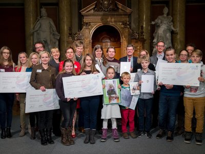 Gruppenfoto aller Gewinnerinnen und Gewinner der Citizen Science Awards 2016