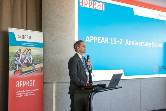 Alexander Karner (Austrian Development Agency) bei seiner Rede beim Abendempfang