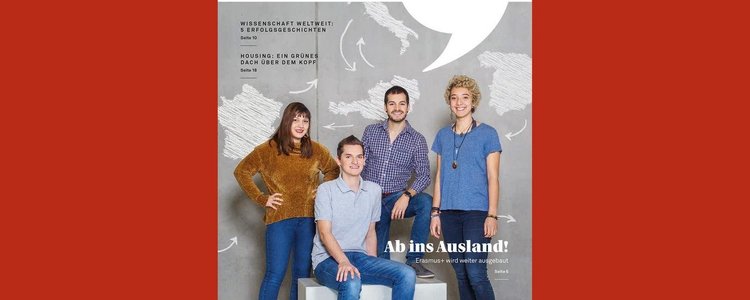 Titelseite des OeAD-Jahresbericht 2017 mit zwei Mädchen und zwei Burschen, die für die Kamera posieren.