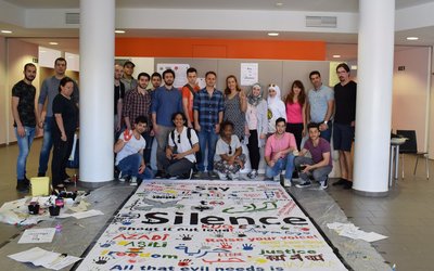 Projekt des Vereins „Kunst und Menschen – KUM“ mit VWU-Studierenden im Rahmen der Offenen Burg 2017